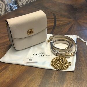 COACH Cassie Crossbody Bag 19 White